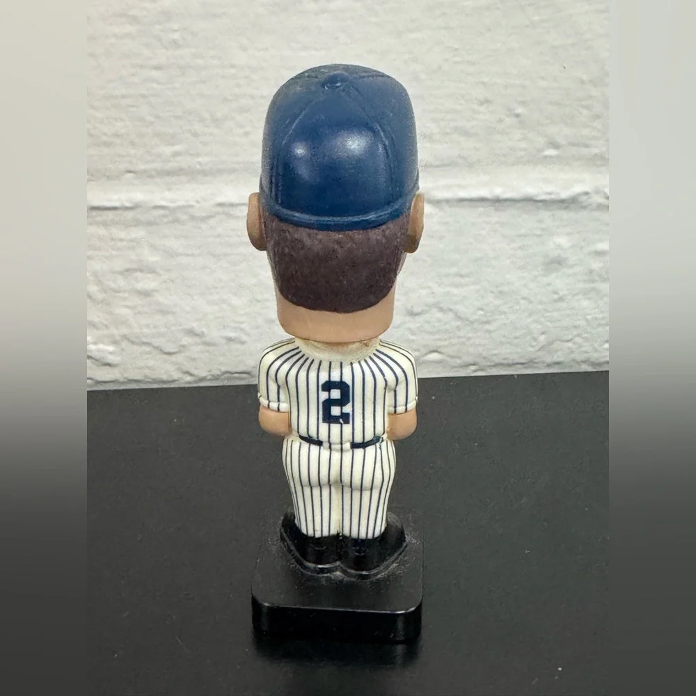 Derek Jeter 4 inch Baseball Player Bobblehead - Blue and White
